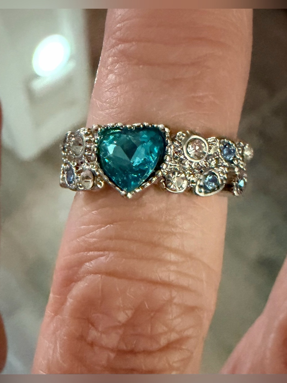 Teal Heart Crystal Ring Women’s Silver-Tone Stackable Band size 6.5